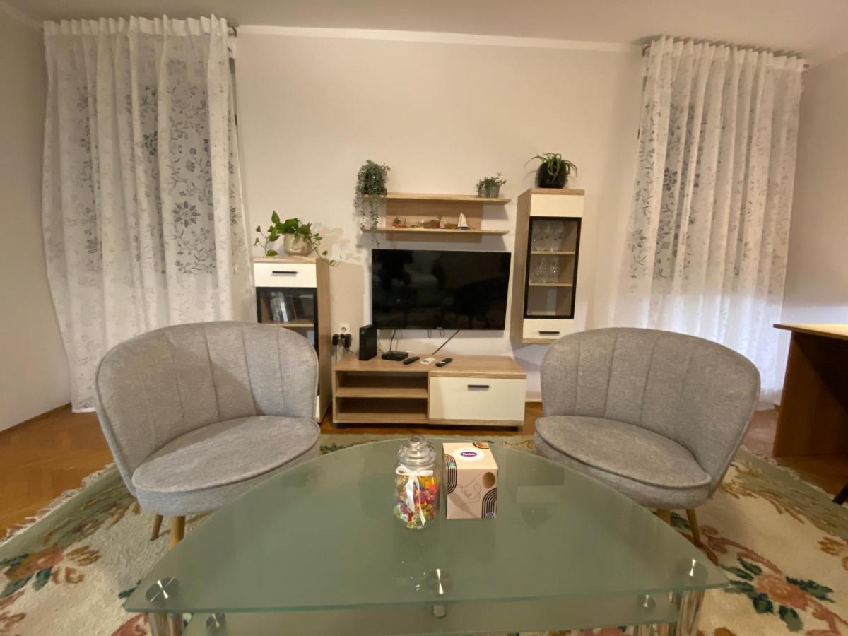Apartman Colapis- Self Check In, Free Parking, Premium Location! Карловац Экстерьер фото