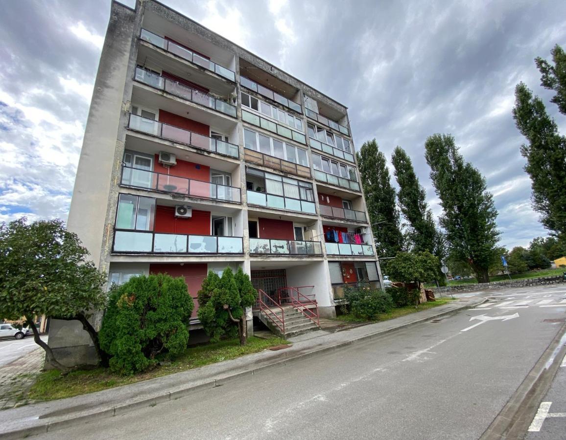 Apartman Colapis- Self Check In, Free Parking, Premium Location! Карловац Экстерьер фото